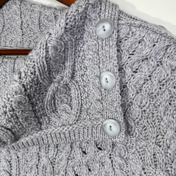 Aran Mor Cowl Button Neck Merino Wool Cable Knit Grey Sweater Size Medium NWT - Picture 7 of 9